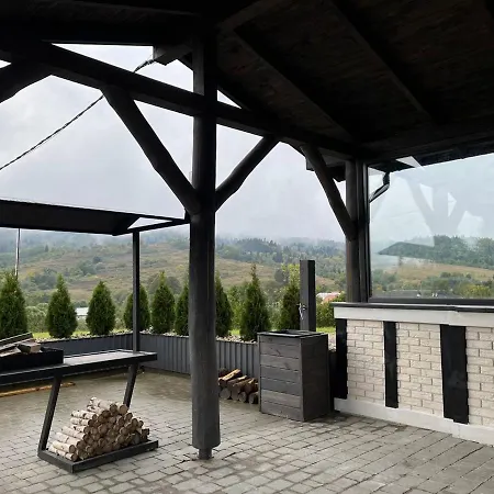 Tustan Holiday home *