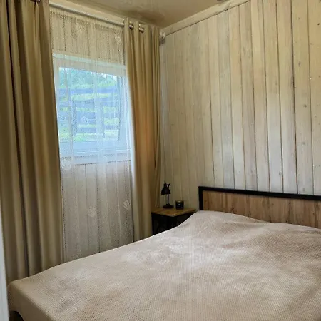Tustan Holiday home *